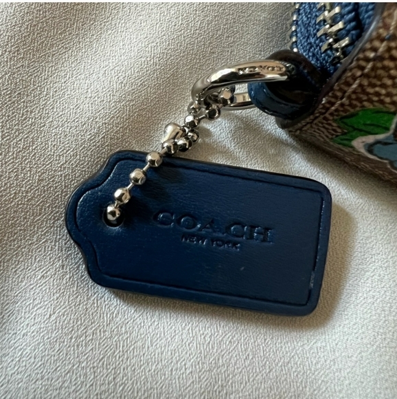 Coach wallet - Picture 2 of 6